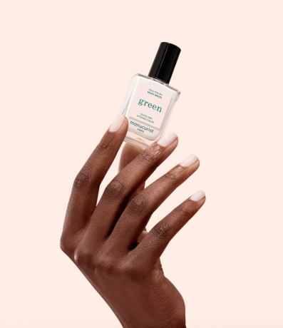 Manucurist Green Nagellack Milky White  15ml, Лак для ногтей Milky White (Франция), стойкое покрытие без сколов, безопасная растительная формула 9 Free, 15мл