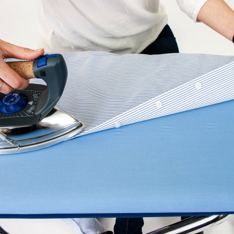 LGL LGL Dampfbugelstation Favorit Plus S  Паровая гладильная станция LGL Favorit Plus S