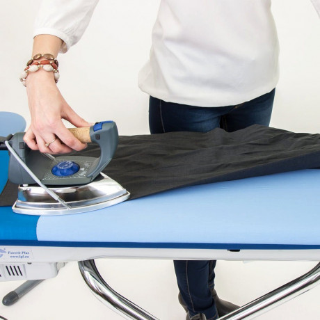 LGL LGL Dampfbugelstation Favorit Plus S  Паровая гладильная станция LGL Favorit Plus S