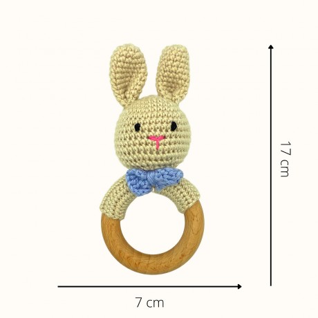 Angels Baby Gehakelte Babyrassel aus Baumwolle mit Beissring aus Holz in niedlichem Tiermotiv Вязаная крючком детская погремушка из хлопка с деревянным колечком для прорезывания зубов в милом зверином мотиве.