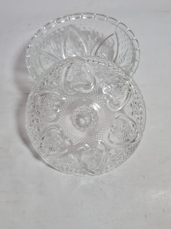 Чаша винтажная с крышкой, объемный декор, стекло, 13 см, Польша, 1960-70гг.