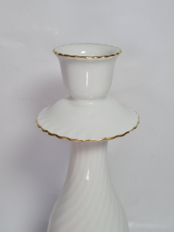 Подсвечник винтажный Alka Kunst / Alboth&Kaiser Bavaria с золотой каймой, фарфор, 21 см, Германия, 1960-70гг.