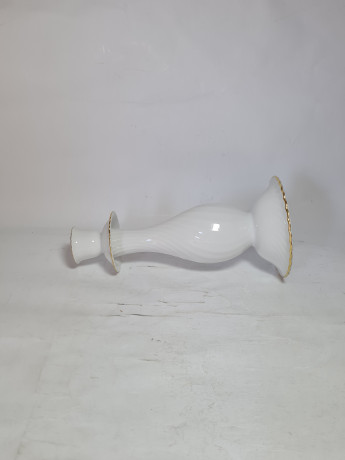 Подсвечник винтажный Alka Kunst / Alboth&Kaiser Bavaria с золотой каймой, фарфор, 21 см, Германия, 1960-70гг.