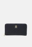 Tommy Hilfiger EMBLEM LARGE Wallet space blue ЭМБЛЕМА БОЛЬШАЯ Бумажник космический синий