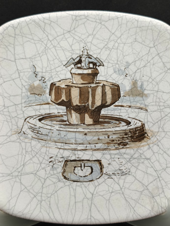 Тарелка декоративная винтажная Karlsruhe, с изображением фонтана, кракелюр, ручная роспись, 18.5 х 18.5 см, Германия, 1970-80гг.