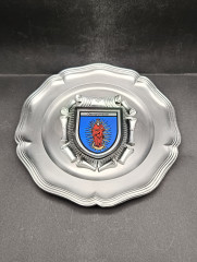 Тарелка декоративная винтажная &quot;Герб города Обергромбах&quot; / Серия &quot;Геральдика&quot;, яркий декор, олово (95%), 23 см, Германия, 1970-80гг.