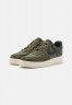 Nike Sportswear AIR FORCE 1 GTX UNISEX Sneaker low medium olive/deepest green/sail/seal brown AIR FORCE 1 GTX UNISEX Низкие кроссовки женские средний оливковый/темно-зеленый/парус/коричневый тюлень