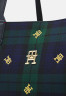Tommy Hilfiger ICONIC TOTE SET Tote bag dark green ICONIC TOTE SET Сумка-тоут темно-зеленый