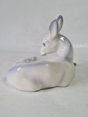 Статуэтка винтажная Lladro "Бело-голубой олень", фарфор, 15 x 7 x 11 см, Испания, 1960-70гг.