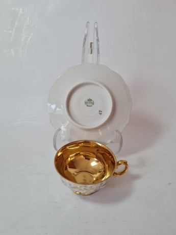 Bareuther Bavaria Чайная пара с цветочным узором и обильной позолотой, Германия, 1950-60гг.