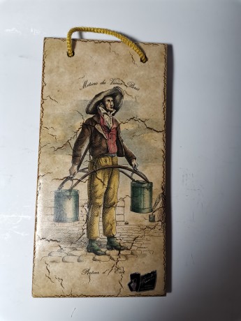 Silberdistel fayence, Силбердистел Декоративное фаянсовое подвесное панно-хромолитография "Водонос", Германия 1965г.